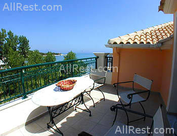 Andreolas Luxury Suites 9